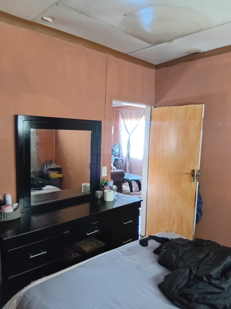 2 Bedroom Property for Sale in Phuthaditjhaba Free State